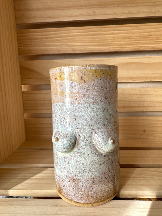 Nice Tits Edith Vase 2